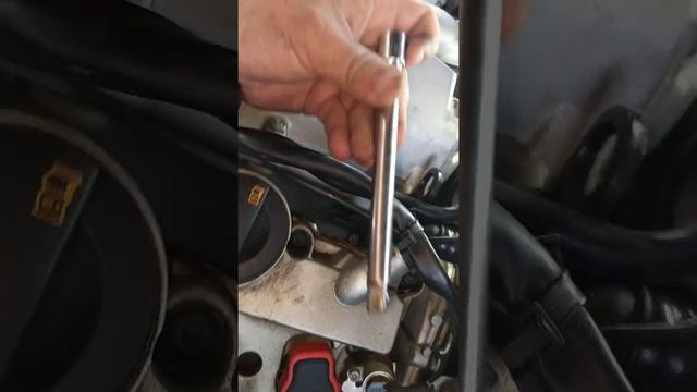 2011 Q7 3.0t high/low oil pressure switch removal and install смотреть онлайн
