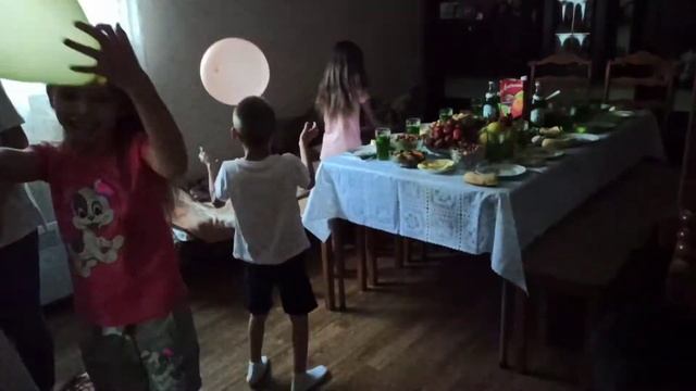 Самое главное и ценное в жизни-это семья! смотреть онлайн