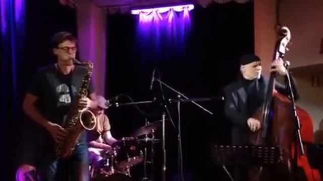 Sal La Rocca, Trio - "Jupiter" de J.Coltrane - by Lillo C. смотреть онлайн