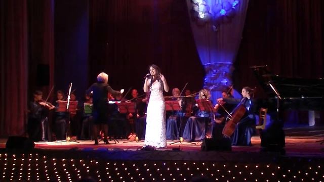 Народный камерный оркестр (рук. Василик И.И.). Солистка-Екатерина Климович