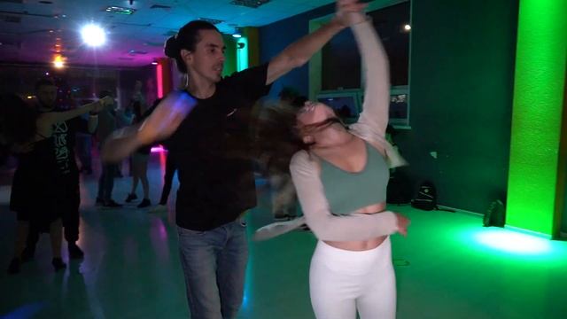 2022.10.16 вечеринка в Бразкуе, ZOUK, Москва смотреть онлайн