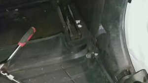 Как снять ремни безопасности Kia Rio