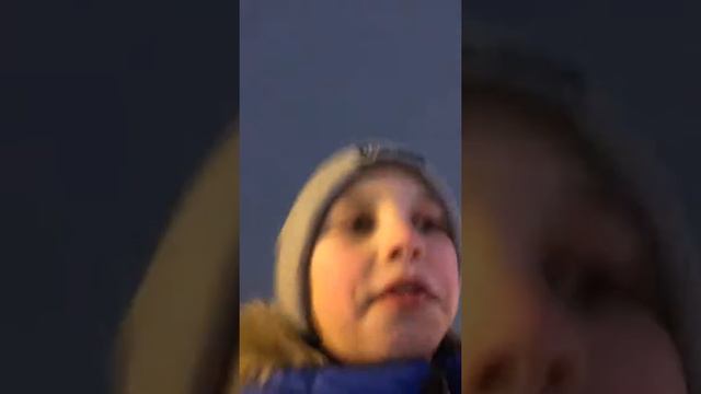 Каток на чёрном озере!! смотреть онлайн