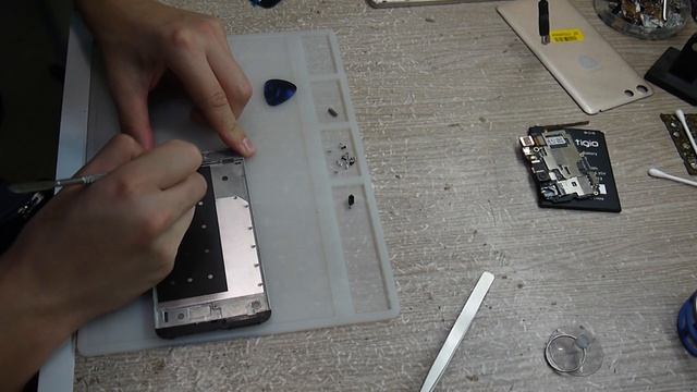 Разборка и замена дисплея Prestigio Muze D3 PSP3530 \replacement Lcd Prestigio Psp3530\3531