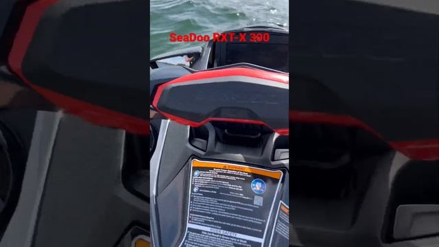 Seadoo RXT-X 300 on the lake смотреть онлайн