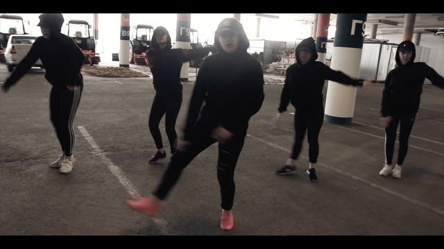 Cardi B-Lick (choreo: Olga Cezzar) смотреть онлайн