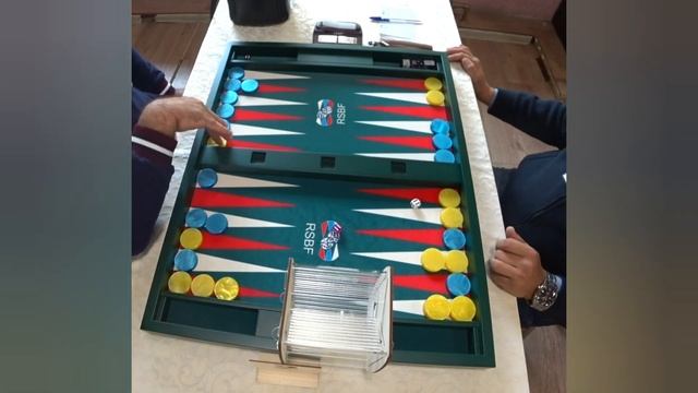 Школа нард. Разбор партии. Арташес Агабабян - Иван Даве смотреть онлайн