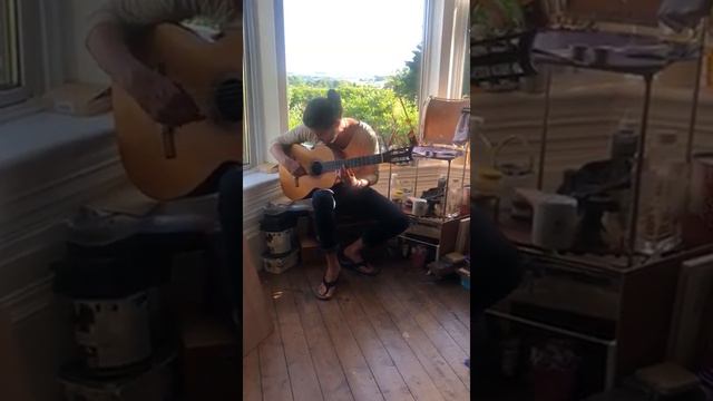 Me playing Romance Anónimo (Spanish Romance) on my 1972 AA Jones classical guitar смотреть онлайн