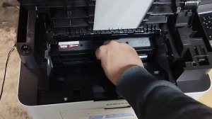 Samsung m2070w как достать картридж
