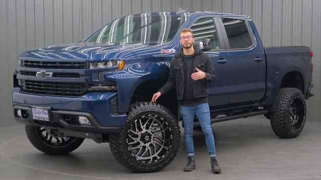 BUILD OVERVIEW: Lifted Chevy Silverado | Rough Country Lift Kit | 22x12 TIS 544B Wheel смотреть онлайн