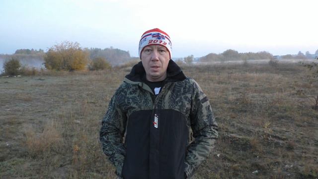 Рыбачим с женой на канале! ночёвка на природе! смотреть онлайн