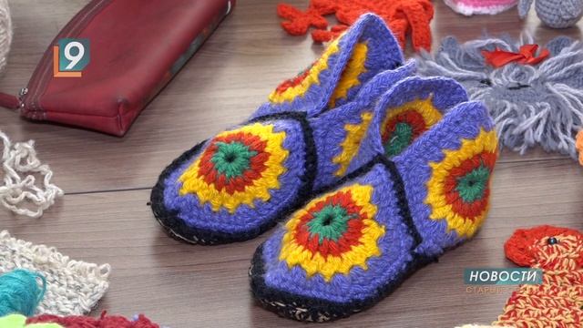 Бабушки вяжут «гуманитарку» для детей и пенсионеров Донбасса смотреть онлайн