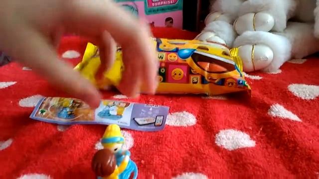 Распаковка сюрпризов ChipiCao и Киндер Сюрприз