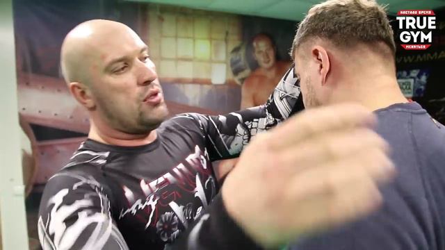 Как вырубить с одного удара. смотреть онлайн