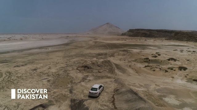 The wonder of Balochistan, The World's highest Mud Volcano located on Chandra Gup Mountain смотреть онлайн