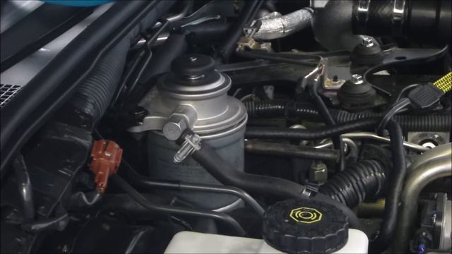 Diesel Fuel Filter Replacement - Nissan Navara смотреть онлайн