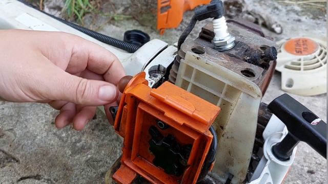 De chatarra a desbrozadora profesional en 30 minutos. Stihl Fs300 Fs350 смотреть онлайн