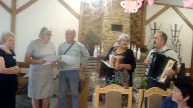 Моїй мамі 80! Вітання від учнів 10-Б класу 1977 року випуску Володимир-Волинської школи №1 смотреть онлайн