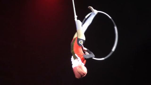 «Красная королева», воздушная гимнастика на кольце, Грибенко Мария смотреть онлайн