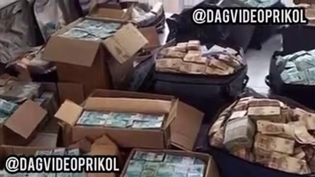 Красотища,богачи,гуф,без маски,москва смотреть онлайн