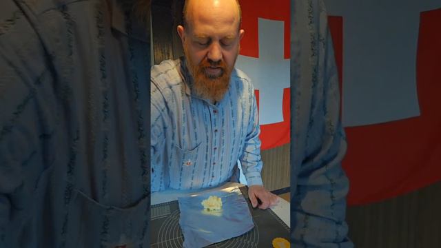 Muttenzer Bärlauchbutter смотреть онлайн