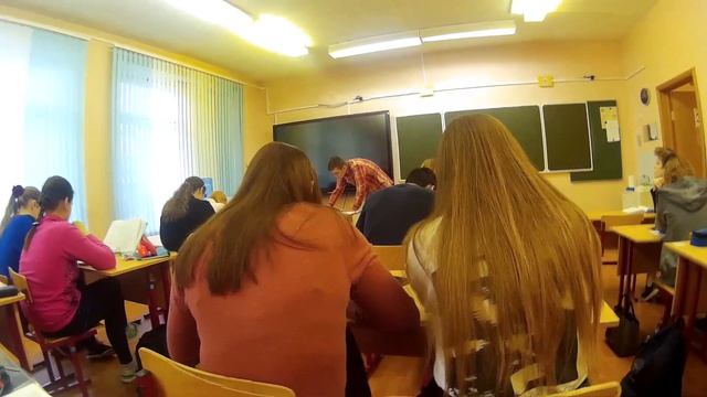 ВЛОГ ИЗ ШКОЛЫ, ТРЕШ И БЕЗУМИЕ смотреть онлайн