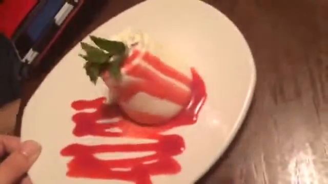 Панакотта танцует реггетон смотреть онлайн