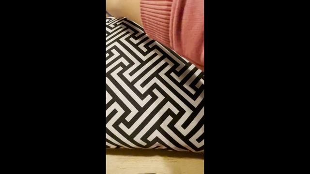 ASMR | Pillow Scratching, Tracing, Brushing & Mini Mic Sounds *No Talking* смотреть онлайн