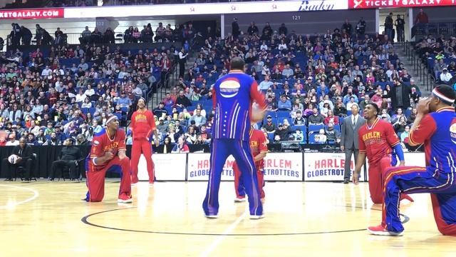 The Magic Circle | Harlem Globetrotters смотреть онлайн