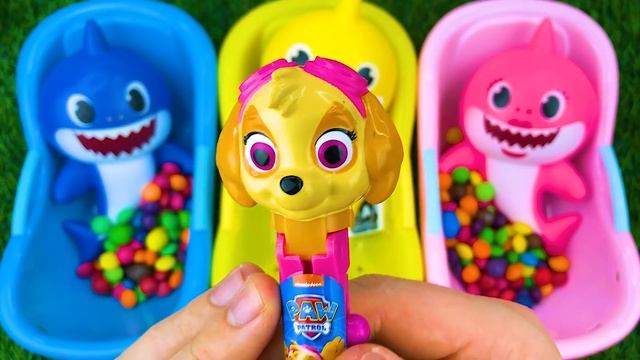 Satisfying ASMR l Magic Bathtubs with Rainbow Kinetic Sand M&M's & Skittles Candy Mixing Cutting смотреть онлайн