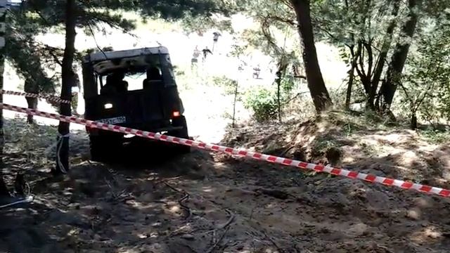 офф-роуд внедорожники джип автогонки полный привод 4х4 сборы на соревнования смотреть онлайн