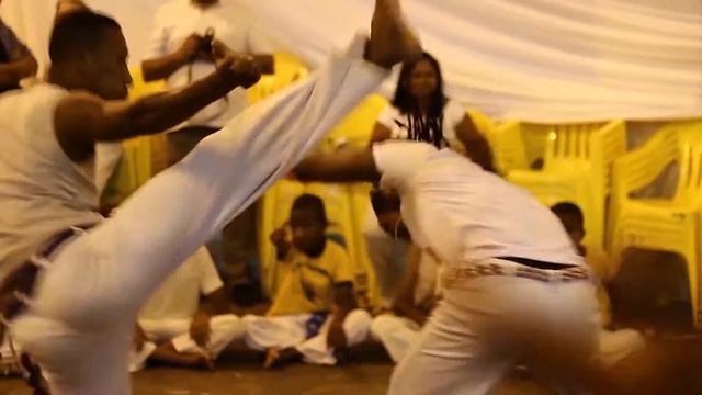 Capoeira Corda Bamba e Maculelê смотреть онлайн