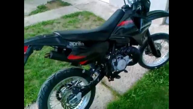 Aprilia Off road (лютый мотоцикл для грязи?)Катка по грязи на мото смотреть онлайн