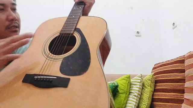 Review Gitar Yamaha F370 смотреть онлайн