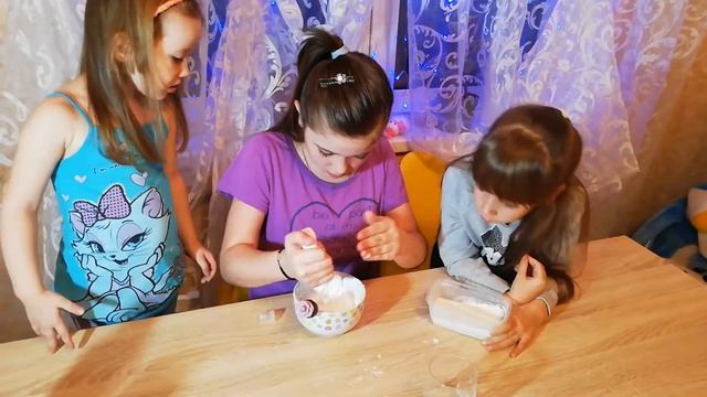 Как сделать оригинальный настоящий слайм без тетрабората дома из муки, шампуня, пены для бритья. смотреть онлайн