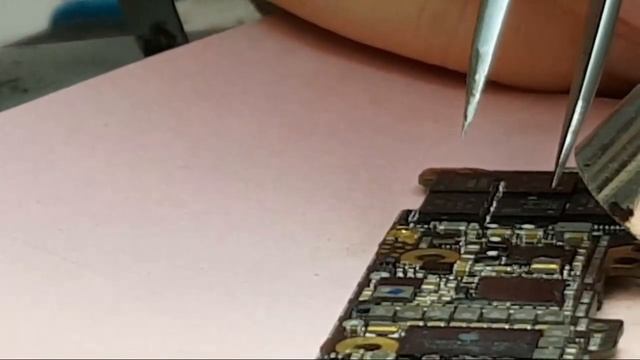 Iphone 5s Вечный Поиск Завышеное Потребление смотреть онлайн