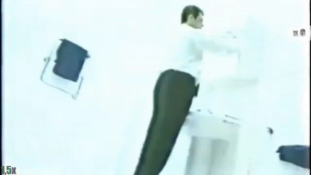 Coldrex — «Сильное средство от боли в горле» в 8х быстрее | PRO Рекламу смотреть онлайн