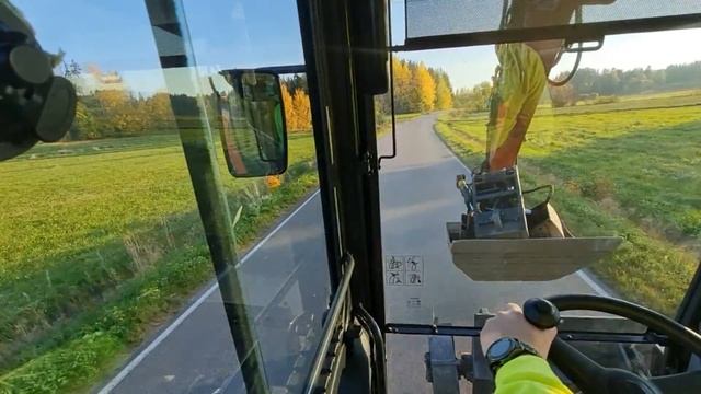 Как я стал водителем экскаватора на железнодорожном ходу. Работа и жизнь в Финляндии