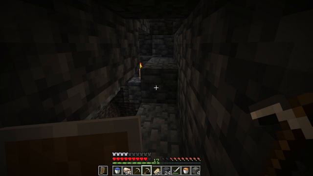 Eating Donuts and Whispering | Minecraft Survival ASMR (4) | Keyboard/Mouse Sounds смотреть онлайн