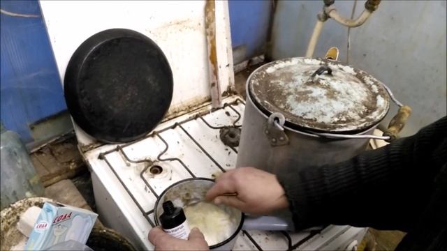 Очистка нагара смесью соды смотреть онлайн