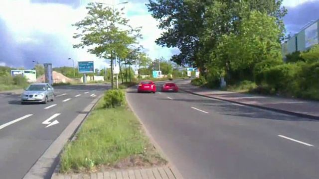 Alpine A310 vs. Audi TT.wmv смотреть онлайн