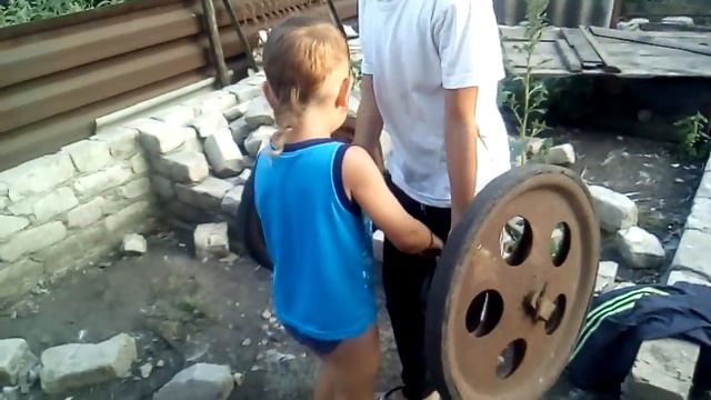 Поднимаем штангу смотреть онлайн