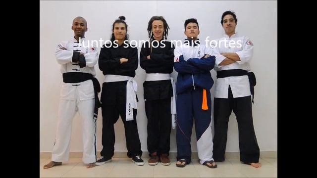 41 anos União Taishan de Kung Fu смотреть онлайн