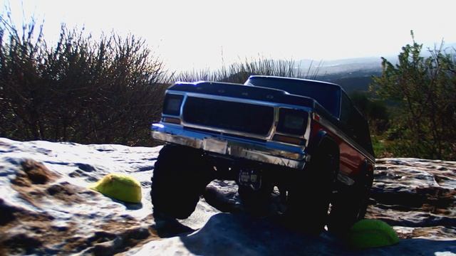 Traxxas TRX-4 Ford Bronco rc rock crawler смотреть онлайн