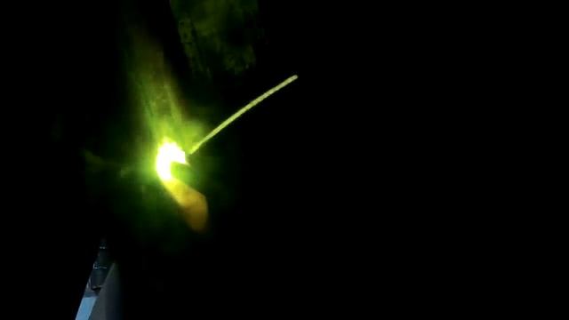 Сварка вертикального шва рутиловыми электродами без отрыва.mp4 смотреть онлайн