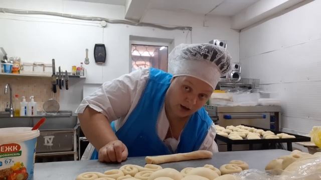 ВОТ и ОСЕНЬ ???всех с праздником 1 СЕНТЯБРЯ??? смотреть онлайн