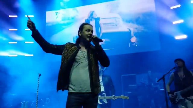 Jonne Aaron Live @ American Car Show 050415 смотреть онлайн