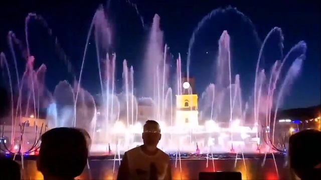 Поющие фонтаны в Мармарисе смотреть онлайн