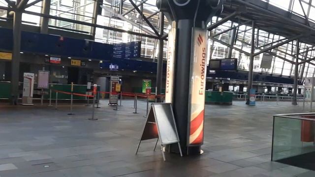 Airport Leipzig смотреть онлайн
