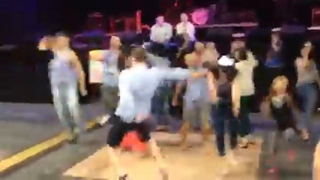 Танец взбешённой лисы смотреть онлайн